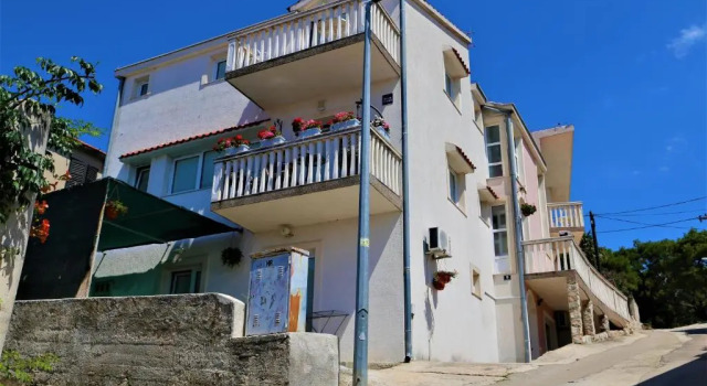 Apartments Muic