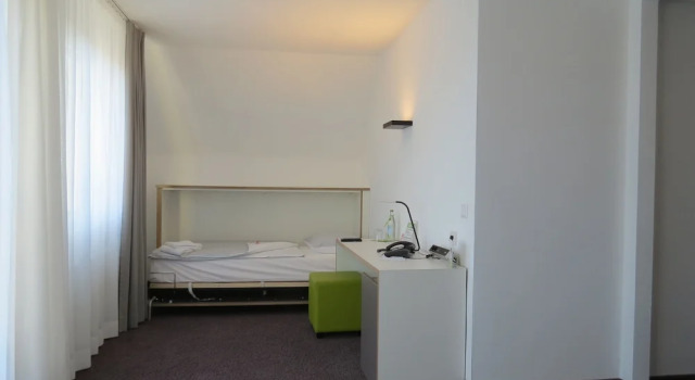 Трёхместный номер Economy с 2 комнатами Comfor Hotel Ulm City