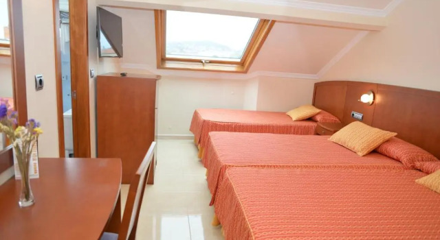 Трёхместный номер Standard Hotel Portonovo