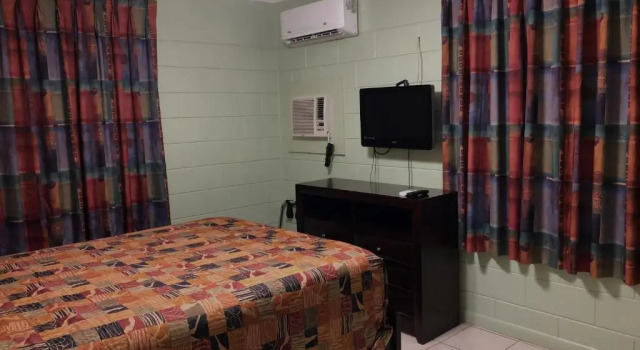 Апартаменты Sunshine Inn & Suites Venice, Florida