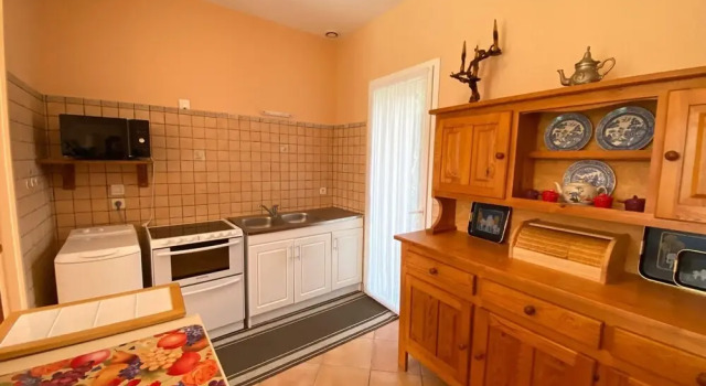 Коттедж Semi-detached House on a Vineyard, Talais