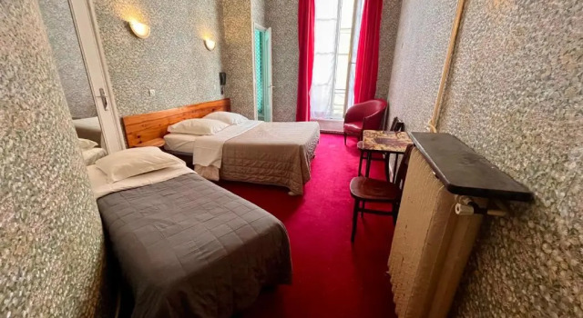Трёхместный номер Standard Hotel Tiquetonne