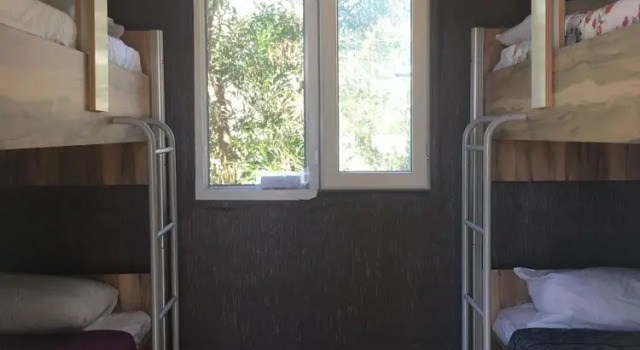 Кровать в общем номере Patara Woody Hostel & Camping