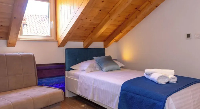 Rustic Chic, Prenota Appartamento Splitska 