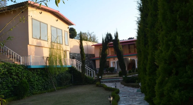 Nabh Resorts, Rezervovat Hotel Nainital Uttarakhand
