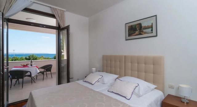 Luxury Rooms Near the Beach, Забронировать Гостевой дом Отели Сплита с парковкой, Парковка