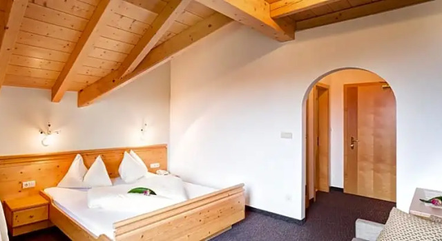 Hotel Wiesl, Забронировать Отель Корнедо-алл’Изарко Трентино-Альто-Адидже