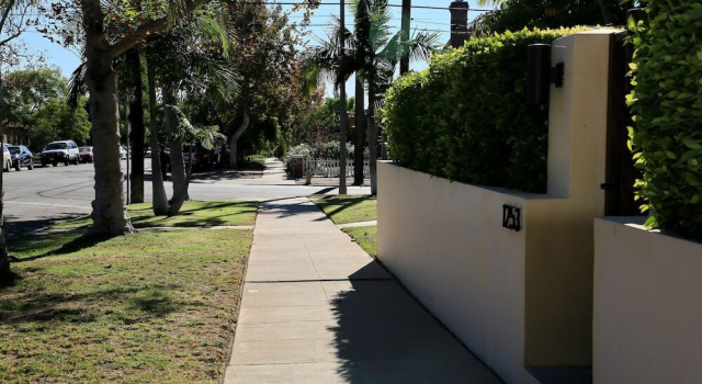 Wilshire Vista One Bedroom Vacation House - RUD 82201