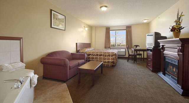 Super 8 by Wyndham Fort Saskatchewan, Book Hotel Edmonton International Airport 
