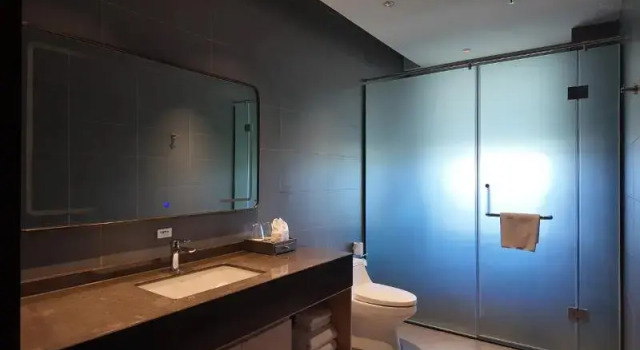 Четырёхместный номер Premium с красивым видом из окна Holiday Inn Ganzhou Orchid Town