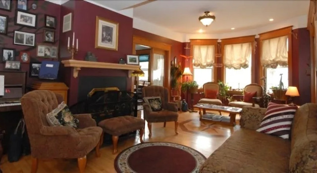 Phoenix House B&B, Réserver Chambre d'hôtes Hôtels à Alberta avec petit-déjeuner, Petit-déjeuner