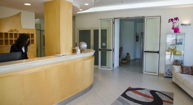 Almaluna Hotel  Resort