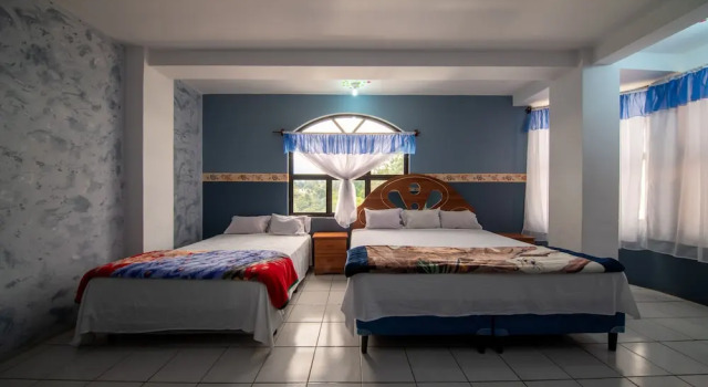 Hotel Puerta al Cielo, Book Hotel Hoteller i Huehuetenango med parkering, Parkering
