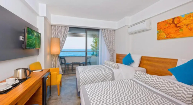 Номер Deluxe Floria Beach Hotel