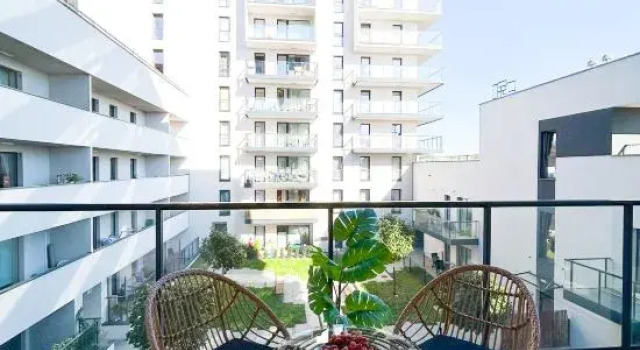 Lumina stylish 3-room apart with balcony, Boek Appartement Bałuty 