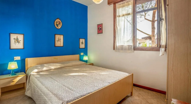 Pino 1, Prenota Hotel Comacchio 