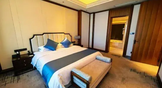 Люкс Yancheng Guest Hotel