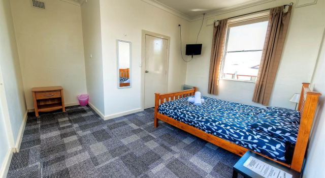 Blue Mountains Backpacker Hostel, Забронировать Отель Катумба Голубые горы, рядом с Prince Henry Cliff Walk Trailhead