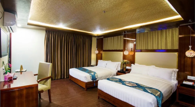 Семейный люкс с видом на город Hotel Noorjahan Grand