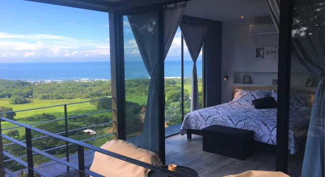 Бунгало Deluxe La Colina Pura Vista
