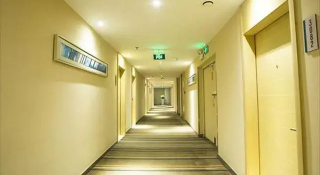 City Comfort Inn Huanggang Wuxue Kanjiang Avenue, Varaa Hotelli Wuxue Hubei