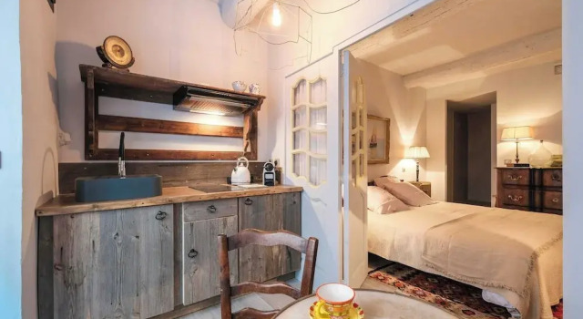 Charming Studio-1br-2p- In the Heart of Cannes, Забронировать Апартаменты/квартира Отели Канн с парковкой, рядом с Le Croisette Casino Barriere de Cannes, Парковка