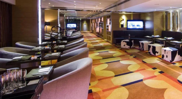Двухместный клубный номер Standard Renaissance Chengdu Hotel