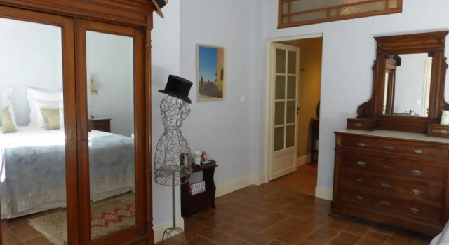 Двухместный номер Deluxe с видом на улицу Sainte-Hélène Chambres dHôtes & Appartement