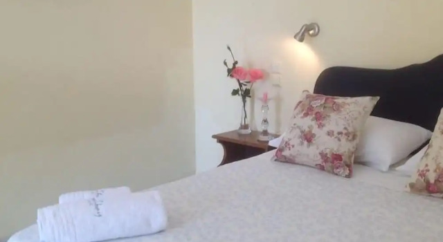 Номер Standard с балконом и с видом на горы Green Bay Hotel