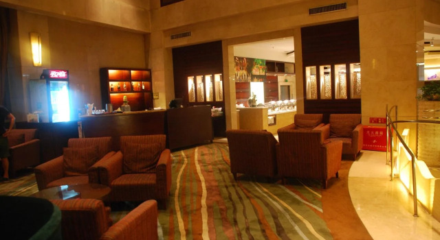 Holiday Inn Chongqing Guanyinqiao by IHG