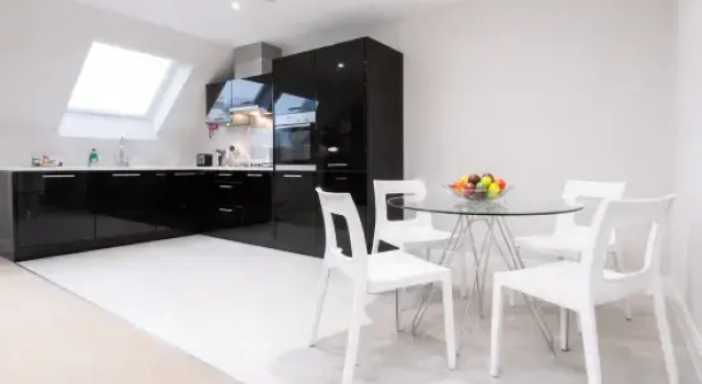 Апартаменты Roomspace Serviced Apartments - Kinnaird Court