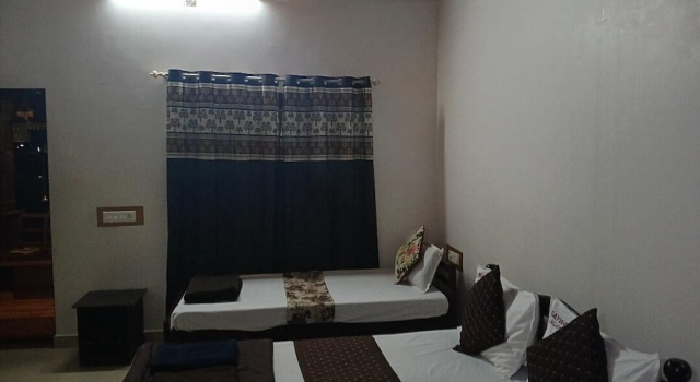 Трёхместный номер Deluxe с 2 комнатами рядом с пляжем Baywatch Beach Resort