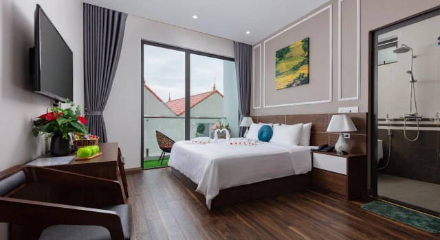 Airport Classic Hotel & Travel