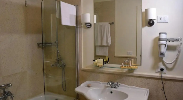 Полулюкс Torrione Hotel
