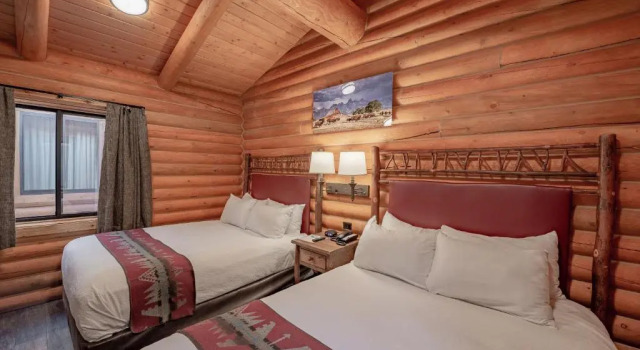 Коттедж Grand Teton Deluxe Cowboy Village Resort