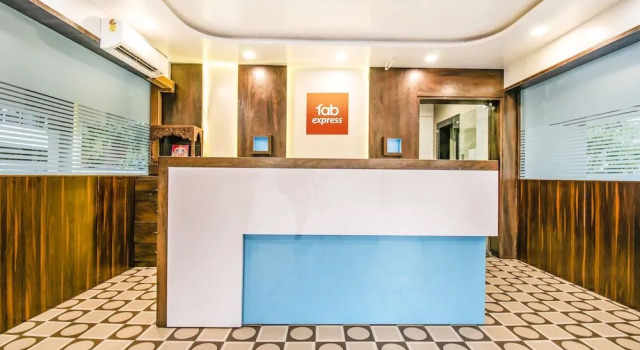 Fabhotel Grand Inn, Забронировать Отель Отели штата Махараштры 3 звезды, 3*