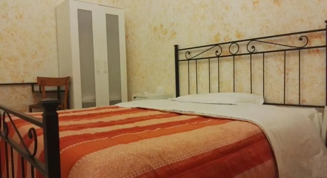 Residenza Laterano, Забронировать Отель Отели Рима с завтраком, рядом с Больница Сан-Джованни, Завтраки
