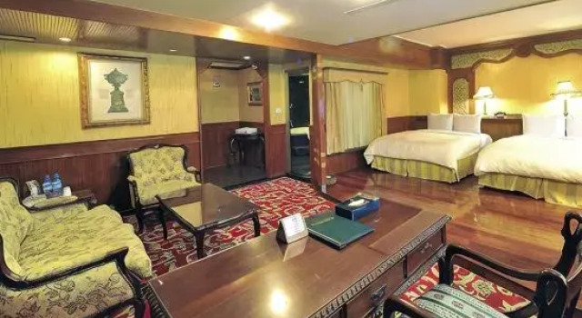 Номер Deluxe KaRo Hotel