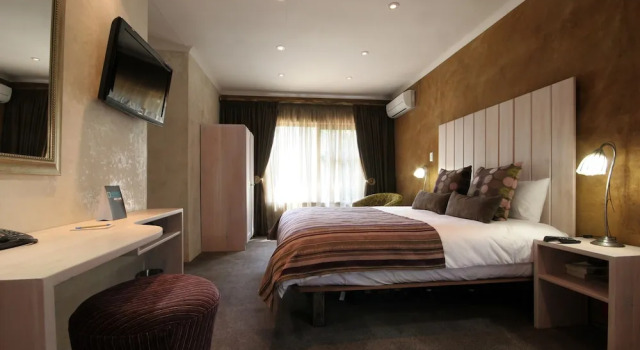 Номер Executive African Rock Hotel & Spa -"Relaxed Exclusivity"