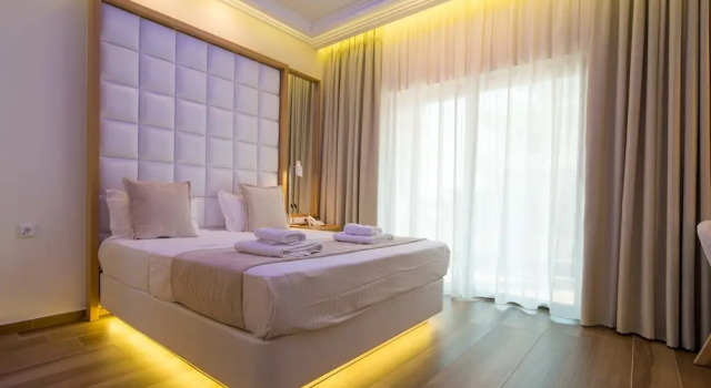 Двухместный номер Standard с балконом Porto Marine Hotel
