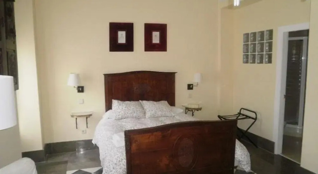 Casa Palacio López Daza, Забронировать Отель Центр Гранада, рядом с Базилика Сан-Хуан-де-Диос