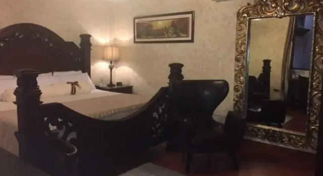 Hotel Genessis