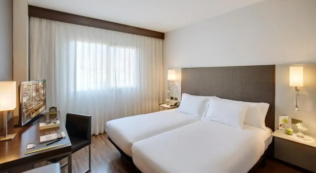 Четырёхместный номер Deluxe Hotel Sercotel Ciutat DAlcoi