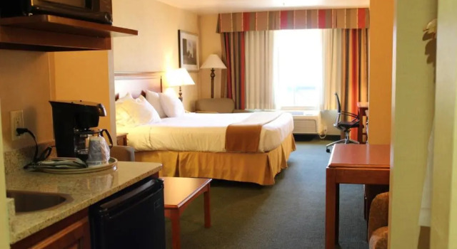 Suite Holiday Inn Express Hotel & Suites Tehachapi by IHG