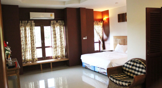 Yellow Tique Hotel, Забронировать Отель Лампанг Lampang Province, рядом с Уличный рынок «Кад Кун Та»