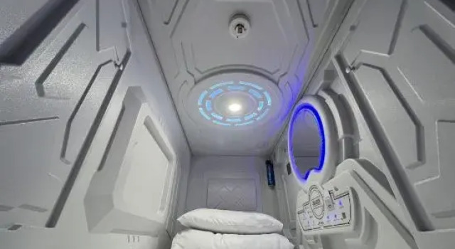 Капсула Deluxe Sleeping Space Capsule Hotel (Fuzhou Changle Airport)