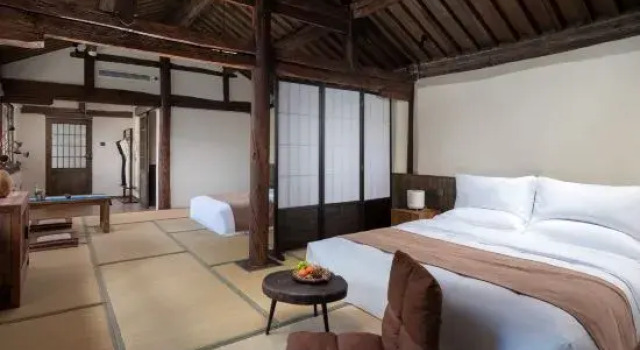 Rodzinny suite Guan Rui