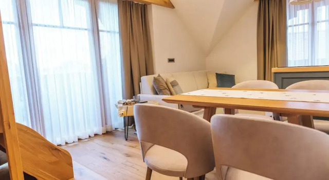 Апартаменты Superior с балконом и с видом на сад Menart Estate apartments