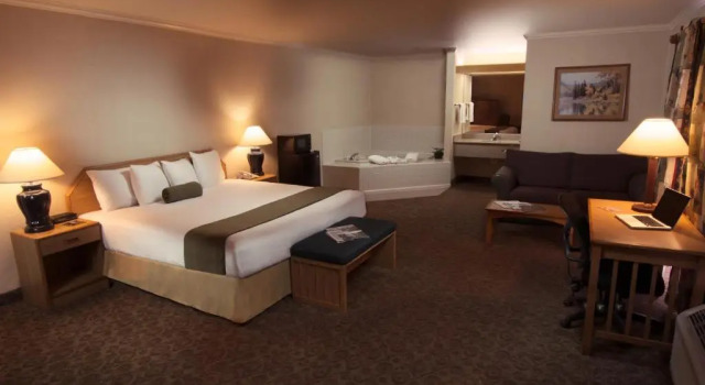 Двухместный люкс The Redwood Riverwalk, a boutique hotel