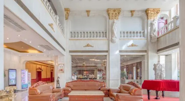 Dong Xing Grand Hotel